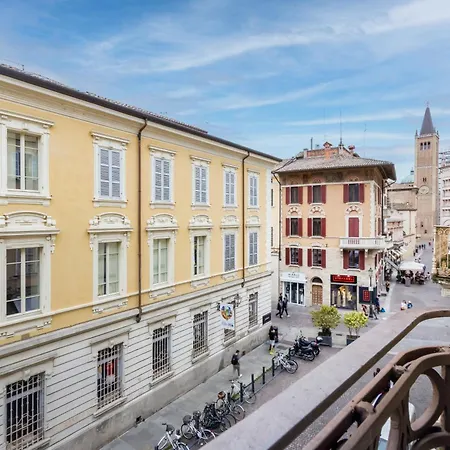 Vista Duomo, 4 Persone, Wifi, Aria Condizionata, Smart Tv アパート